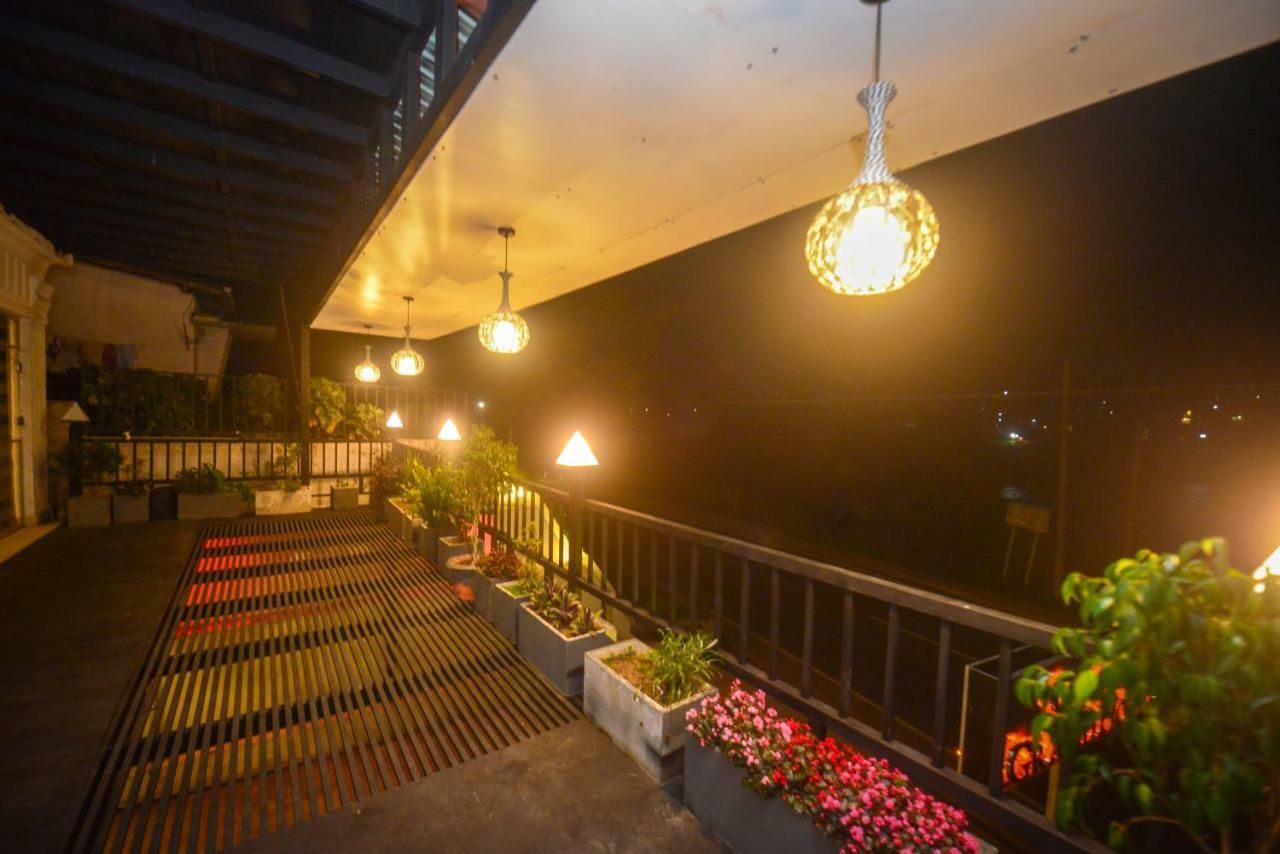 Galaxy Grand Hotel Nuwara Eliya Exterior foto